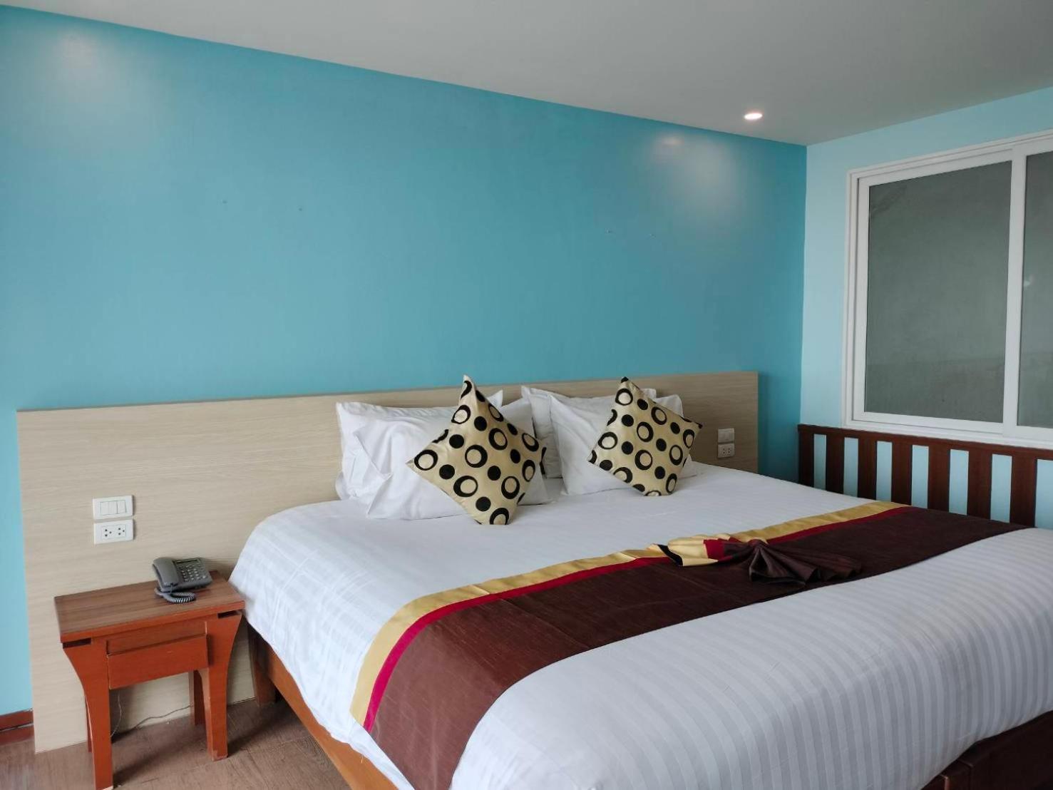 Saisawan Beach Luxury Hotel Na Chom Thian Exterior foto